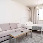 Larissa - With Terrace And Partial Sea View *