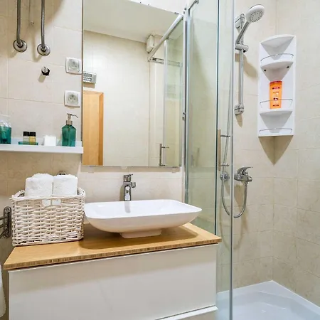 Larissa - With Terrace And Partial Sea View Apartment