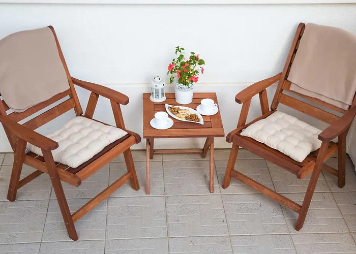 Larissa - With Terrace And Partial Sea View * 杜布罗夫尼克