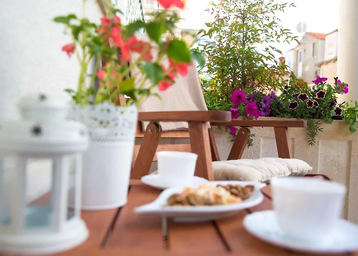 Apartmán Larissa - With Terrace And Partial Sea View Dubrovník